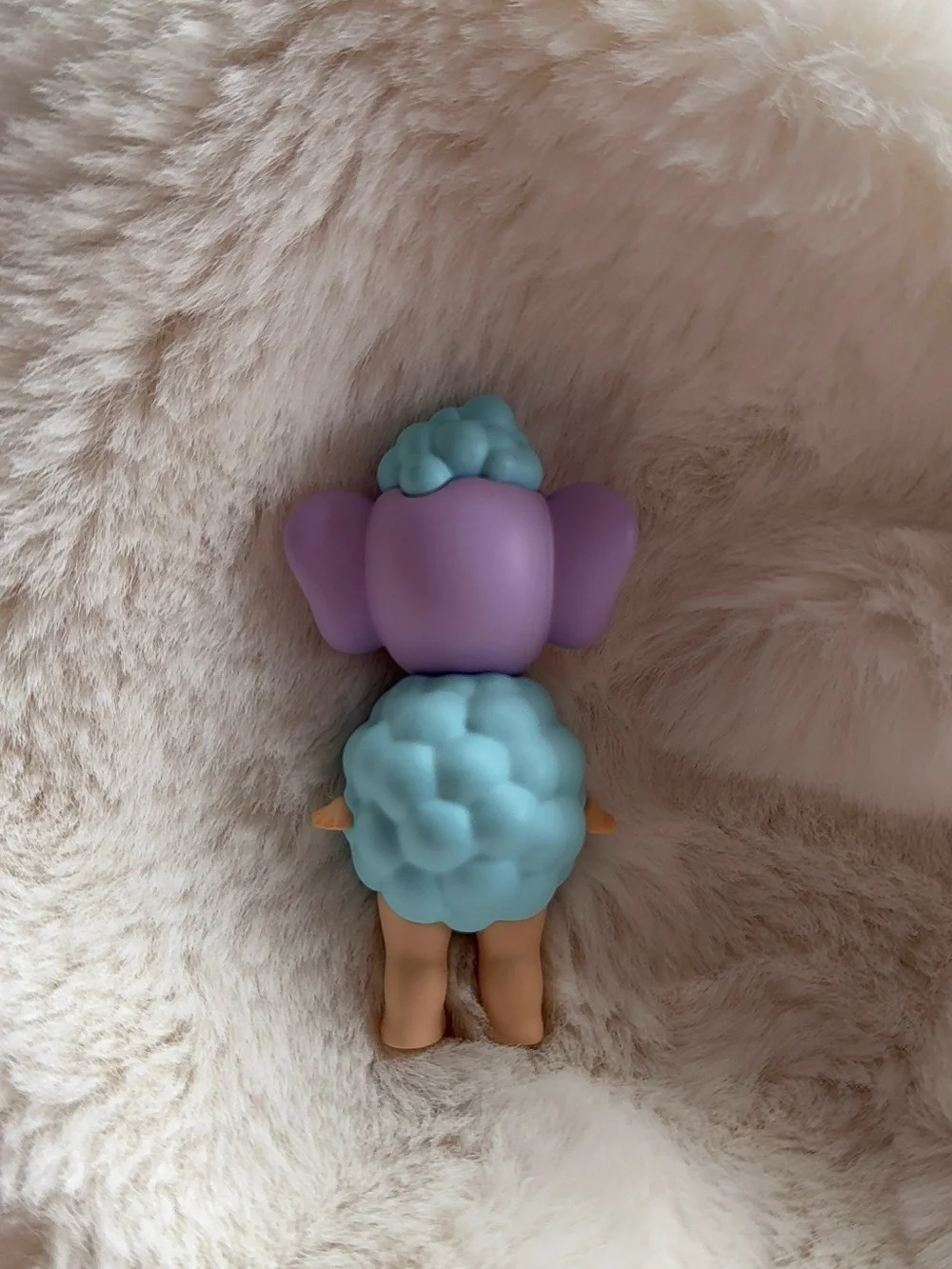 Sonny Angel bubble bath elephant